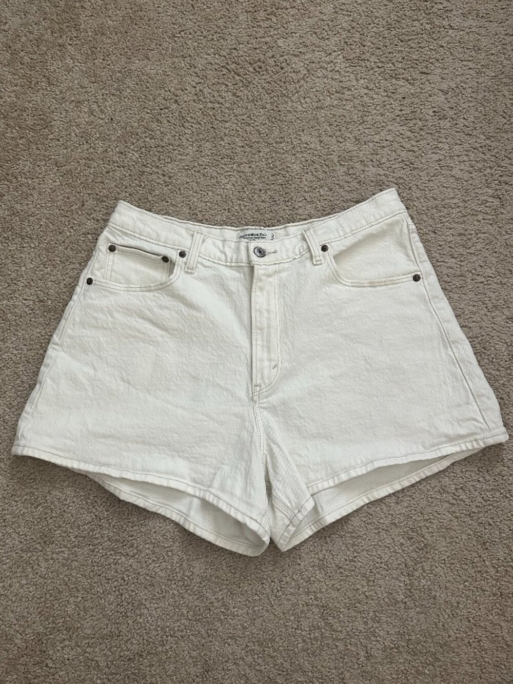 Abercrombie 90's Relaxed Cutoff Short High Rise | Size 31